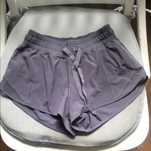 Lululemon hotty hot short - sz 2 -grey/purple-NWOT